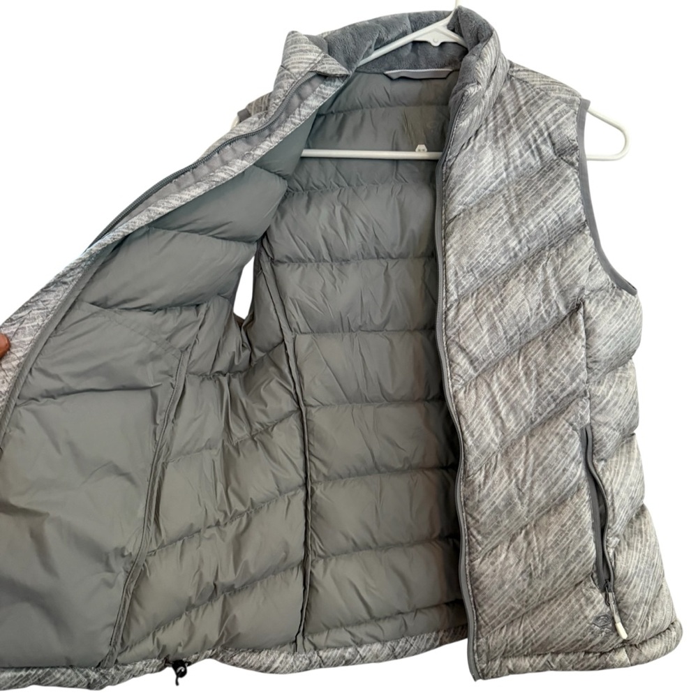 Mountain Hardwear Women's Gray Down Vest size medium - Picture 7 of 12